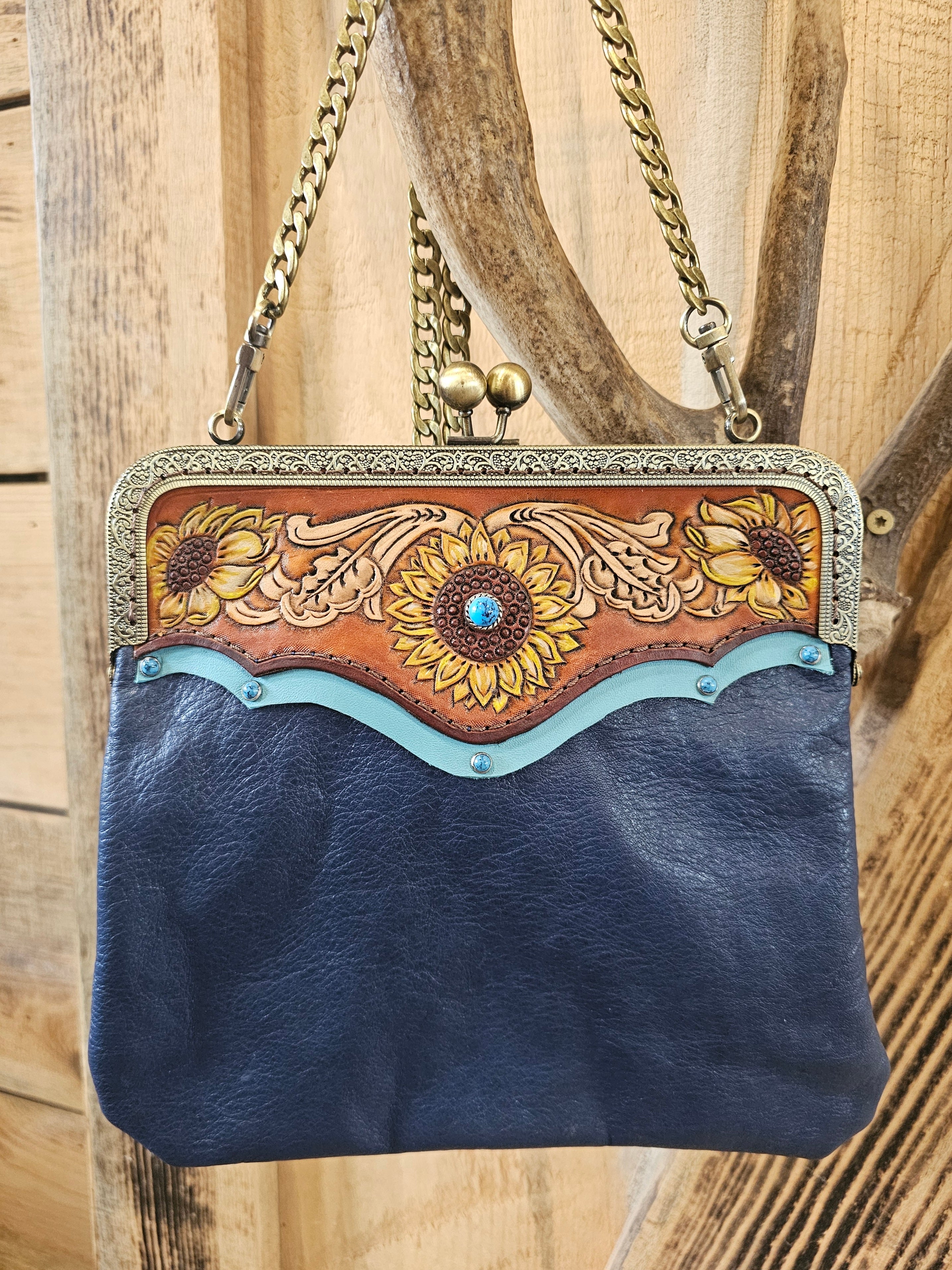 Sunflower and blues clasp purse